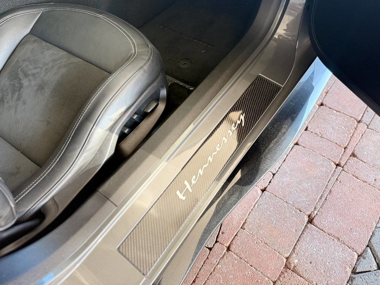 Used 2015 Chevrolet Corvette Z06 w/ 3LZ Preferred Equipment Group image 13