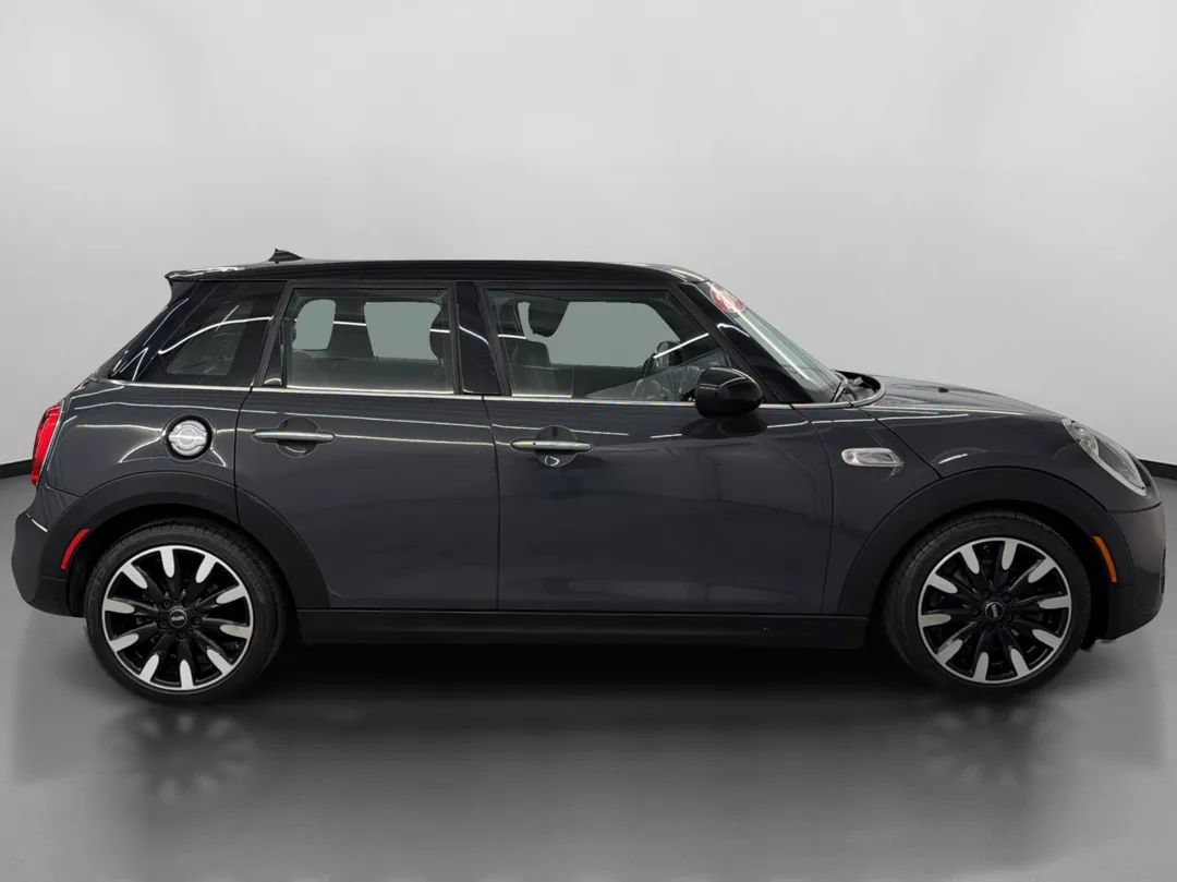 Used 2017 MINI Cooper S FWD image 11