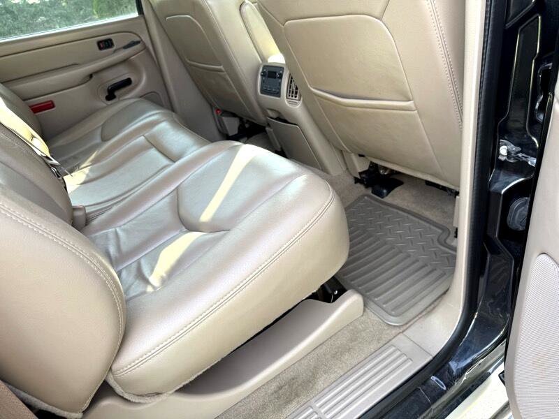 Used 2005 GMC Sierra 3500 SLT w/ Heavy-Duty Power Package image 45