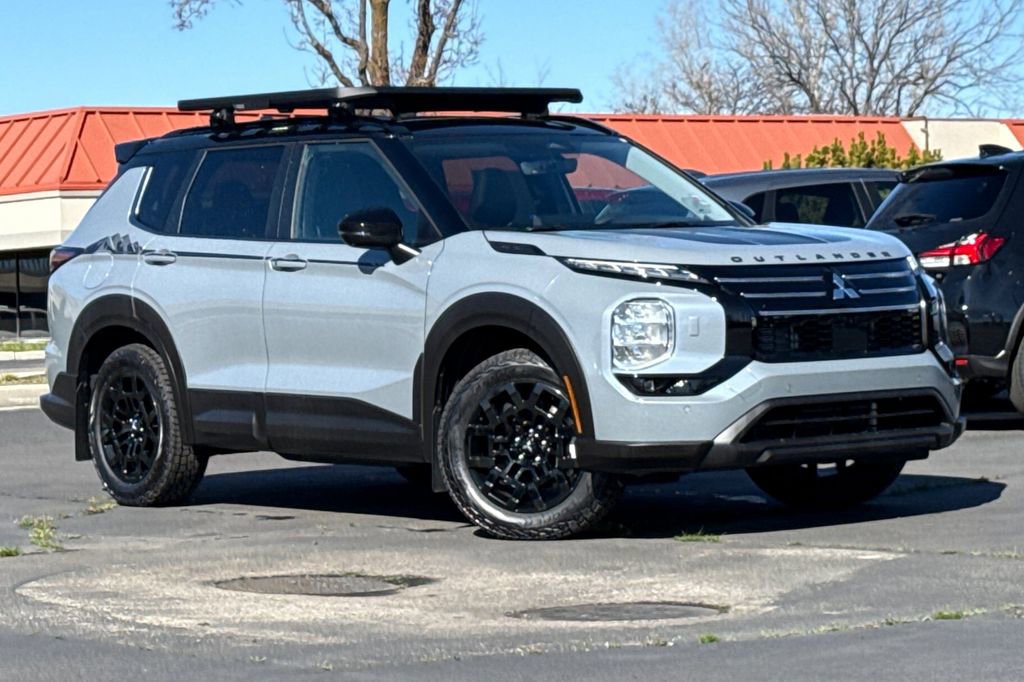 New 2026 Mitsubishi Outlander AWD