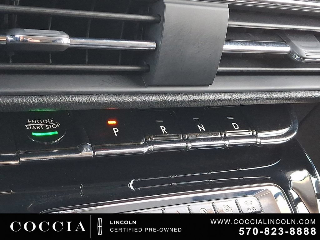 Certified 2023 Lincoln Corsair AWD w/ Equipment Group 101A image 15