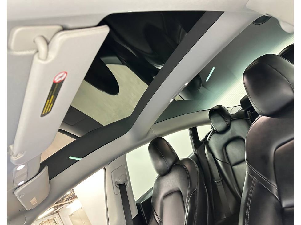 Used 2022 Tesla Model 3 Long Range AWD/4WD image 38