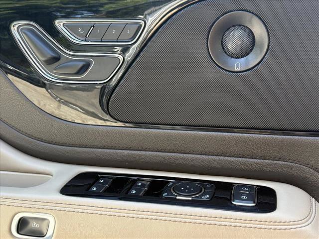 Used 2023 Lincoln Aviator Reserve RWD image 12