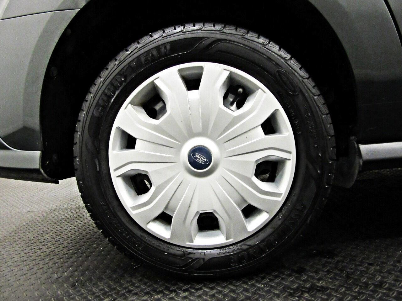 Used 2019 Ford Transit Connect XLT FWD image 19