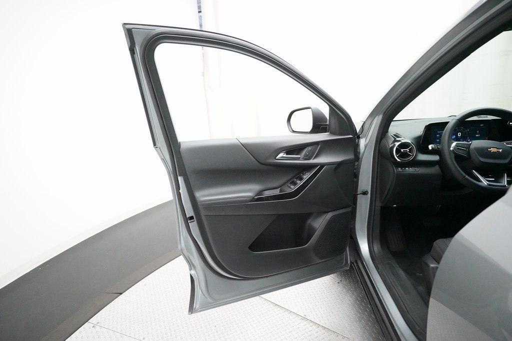 Certified 2025 Chevrolet Equinox LT image 27