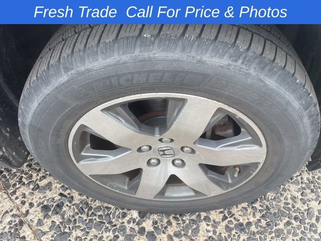 Used 2015 Honda Pilot Touring image 12