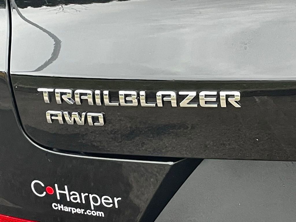 Used 2021 Chevrolet TrailBlazer ACTIV w/ Technology Package image 17