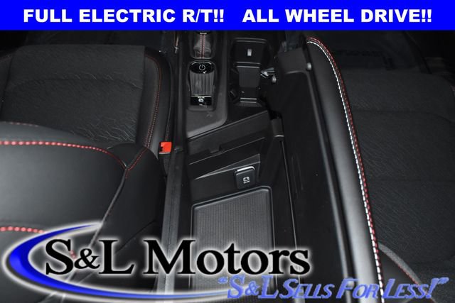 Used 2025 Dodge Charger R/T w/ Quick Order Package 25M R/T image 19