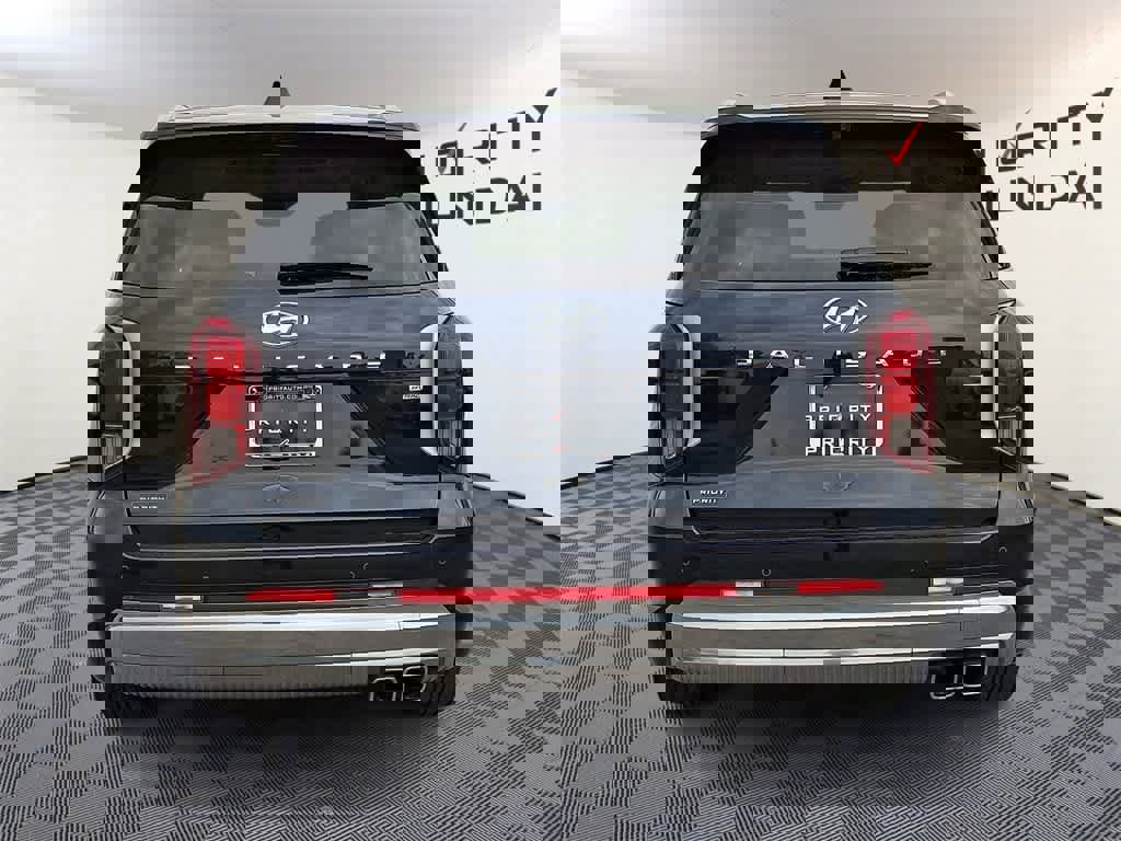 Used 2023 Hyundai Palisade Calligraphy image 5