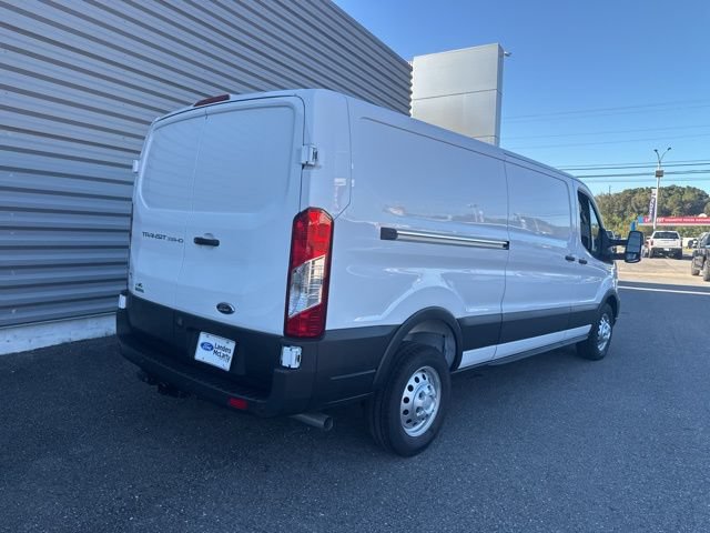 Used 2025 Ford Transit 350 148 Low Roof AWD image 3