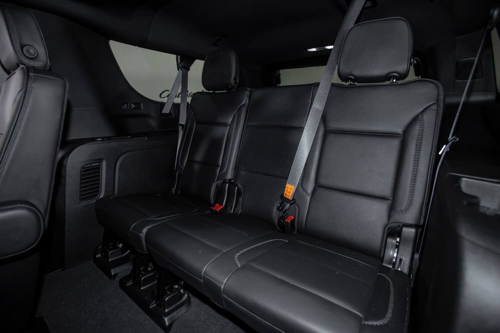 Used 2024 GMC Yukon XL Denali w/ Advanced Technology Package AWD/4WD image 19