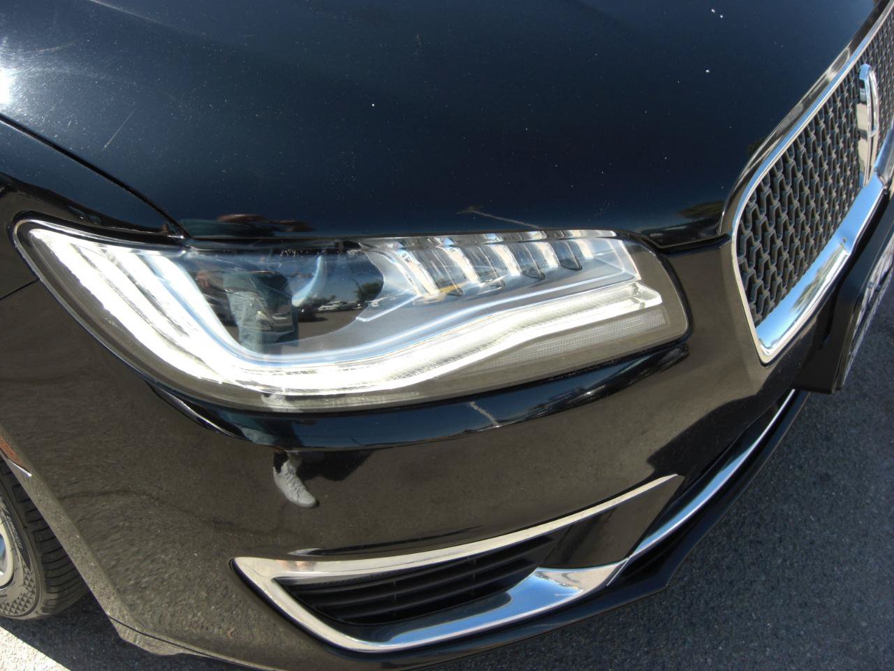 Used 2018 Lincoln MKZ Premiere w/ Magnetic Appearance Package FWD image 17