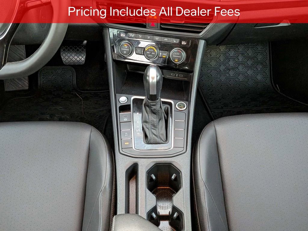 Used 2020 Volkswagen Jetta SE w/ SE Cold Weather Package FWD image 18