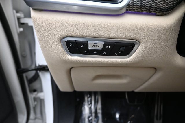 Used 2021 BMW X6 sDrive40i RWD image 18