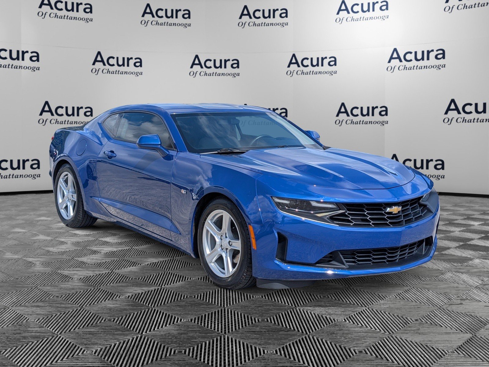 Used 2021 Chevrolet Camaro LT image 2