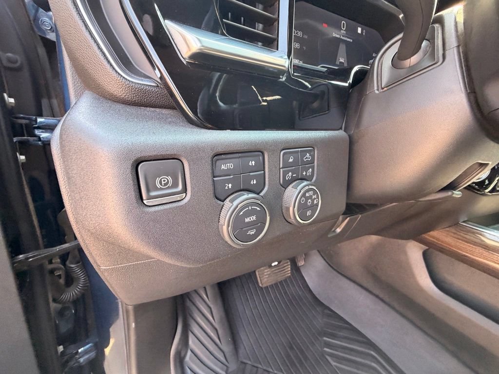 Used 2022 Chevrolet Silverado 1500 RST AWD/4WD image 17
