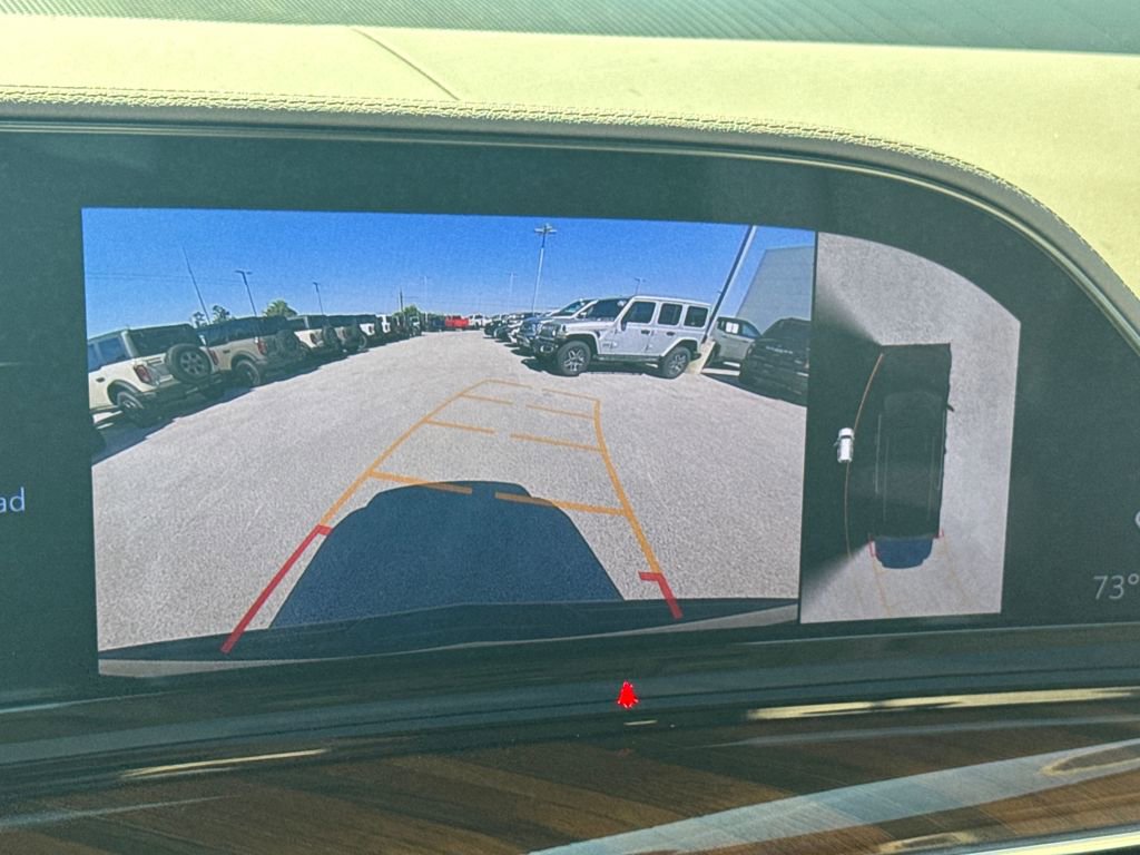 Used 2024 Cadillac Escalade Sport Platinum w/ LPO, ONYX Package image 27