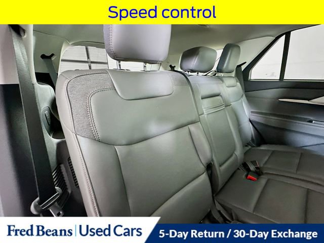 Certified 2025 Ford Explorer Active w/ Active Comfort Package image 34