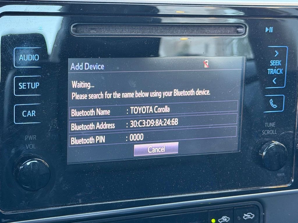 Used 2018 Toyota Corolla SE image 22