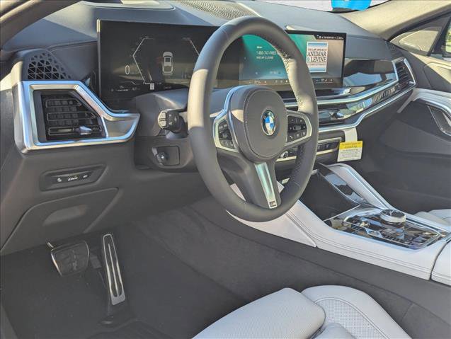 New 2026 BMW X6 xDrive40i w/ Executive Package image 3