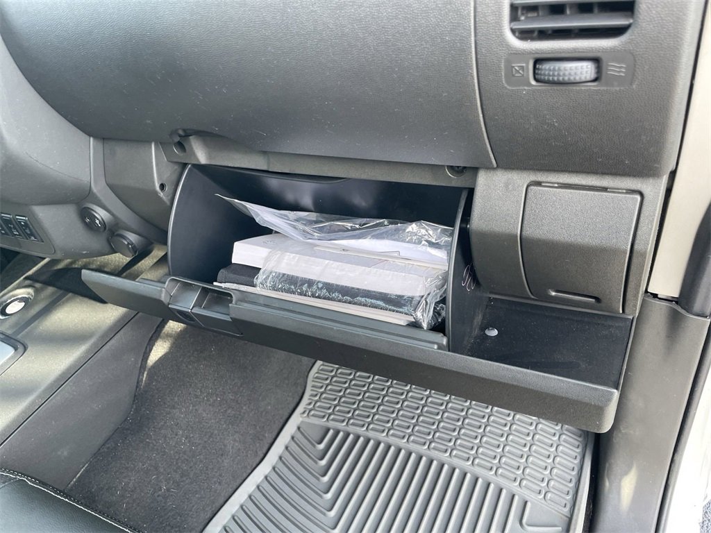 Used 2020 Nissan Frontier PRO-4X image 37