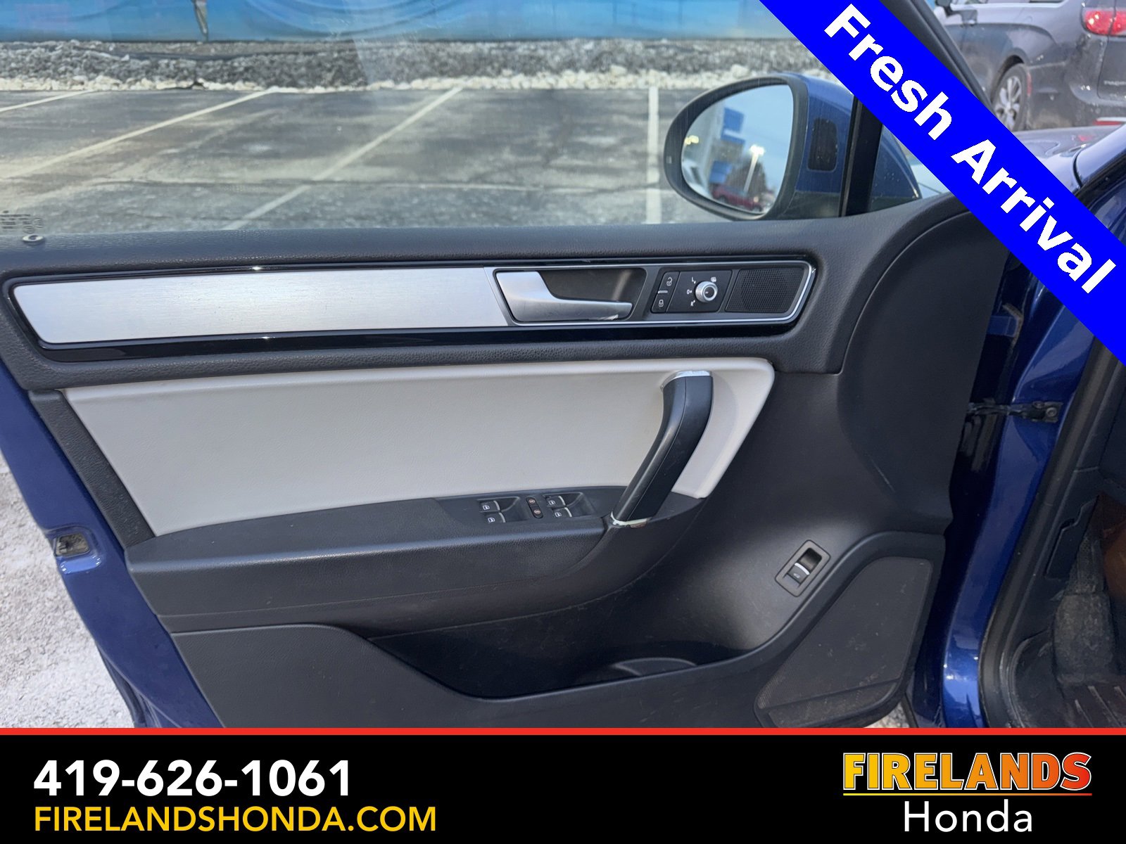 Used 2017 Volkswagen Touareg Wolfsburg Edition image 13