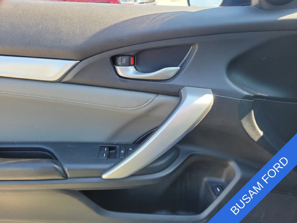 Used 2018 Honda Civic EX-L image 10