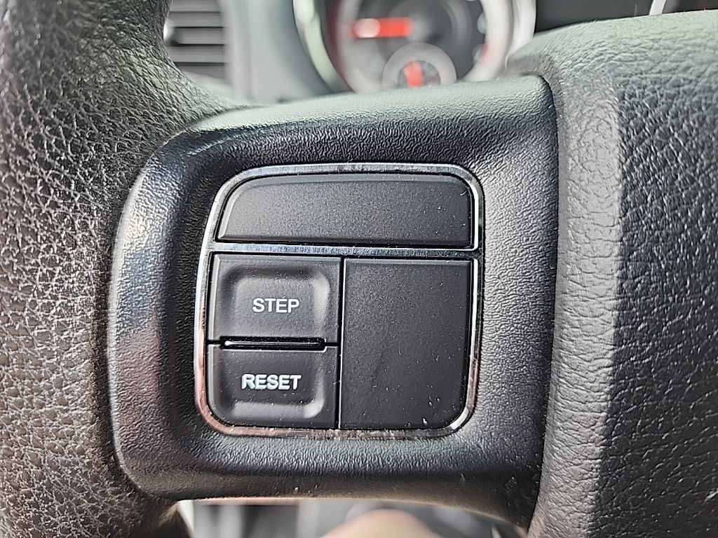 Used 2014 RAM C/V Tradesman FWD image 14