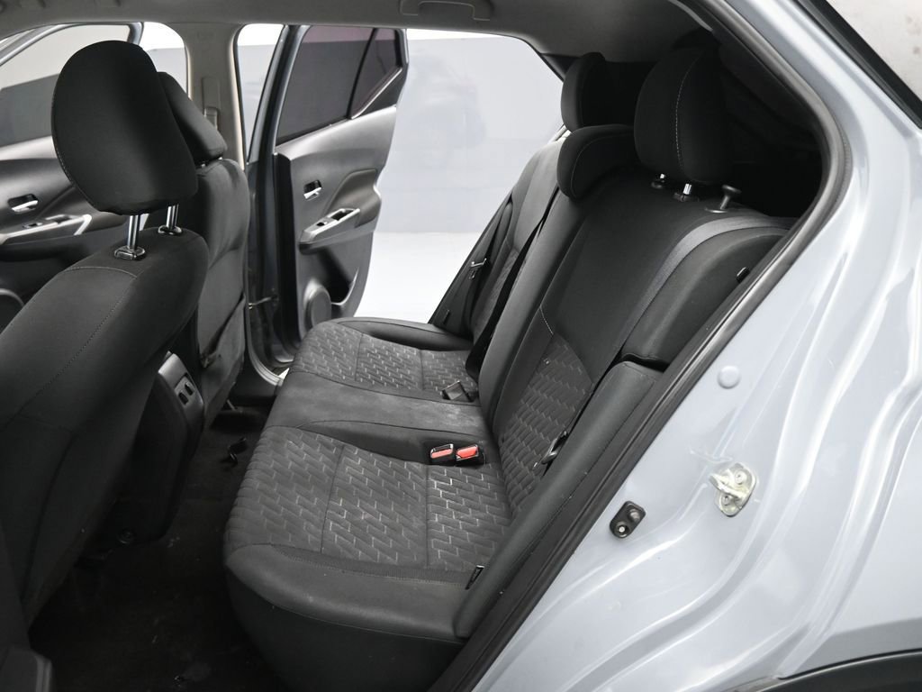 Used 2021 Nissan Kicks SV image 17