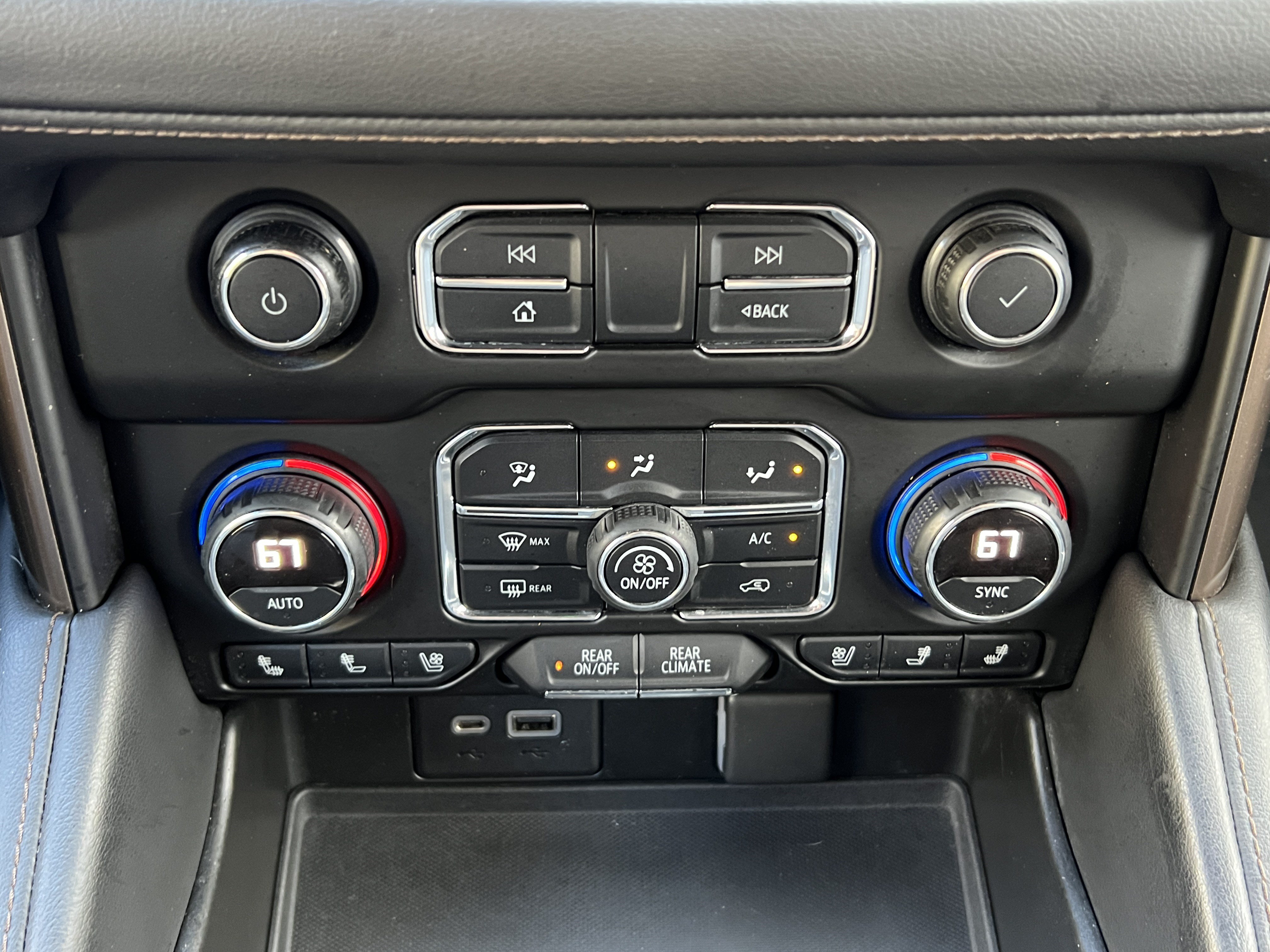Used 2021 Chevrolet Tahoe High Country AWD/4WD image 33