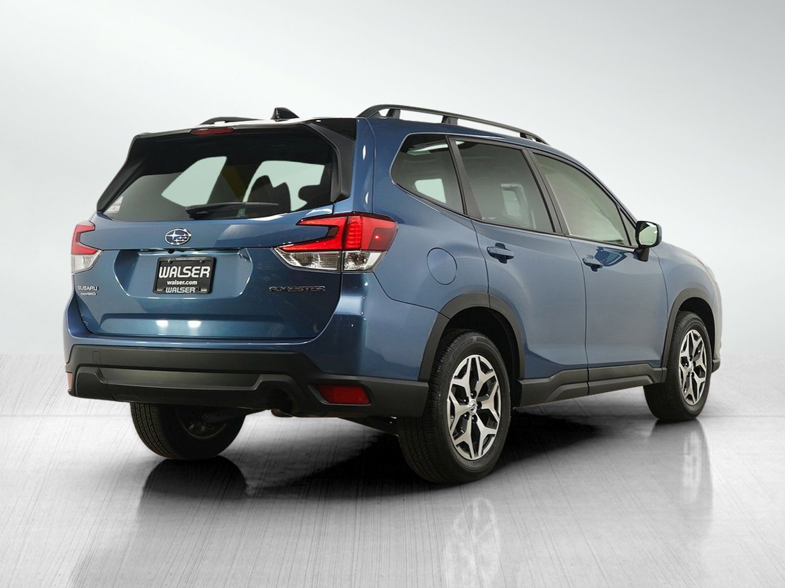 Used 2024 Subaru Forester Premium image 5