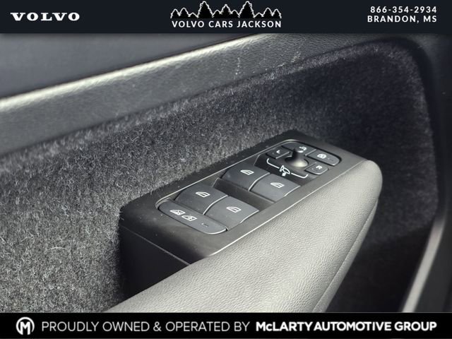 Used 2021 Volvo XC40 T5 R-Design AWD/4WD image 16