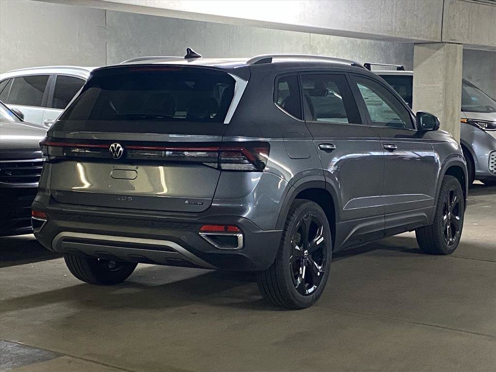 New 2026 Volkswagen Taos SEL AWD/4WD image 3