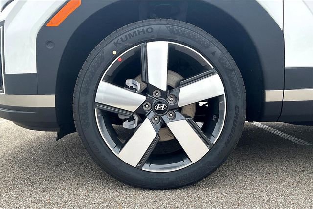 Used 2024 Hyundai Santa Fe Limited image 12