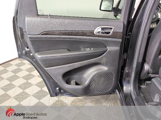 Used 2012 Jeep Grand Cherokee Laredo image 28