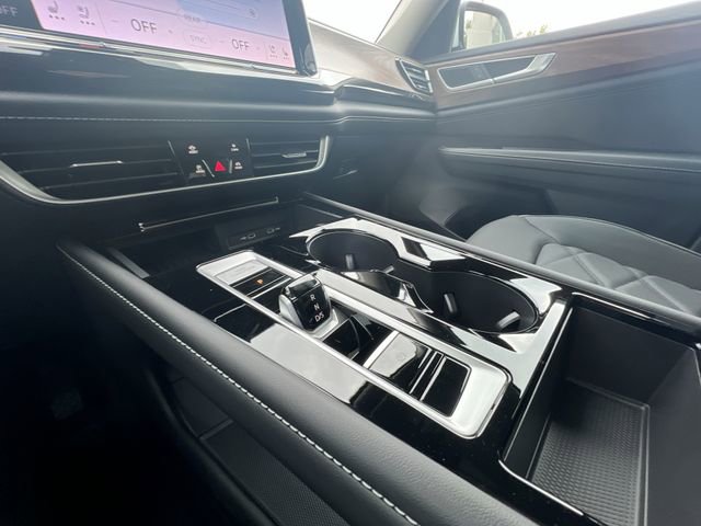 New 2026 Volkswagen Atlas SE image 19