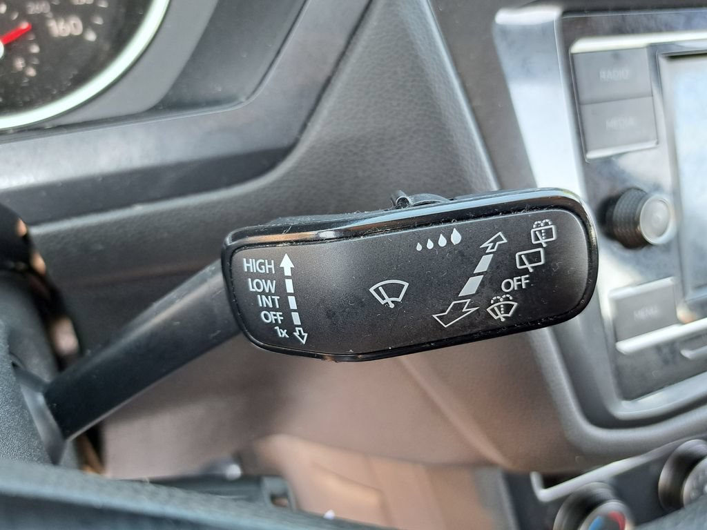 Used 2020 Volkswagen Tiguan S FWD image 11