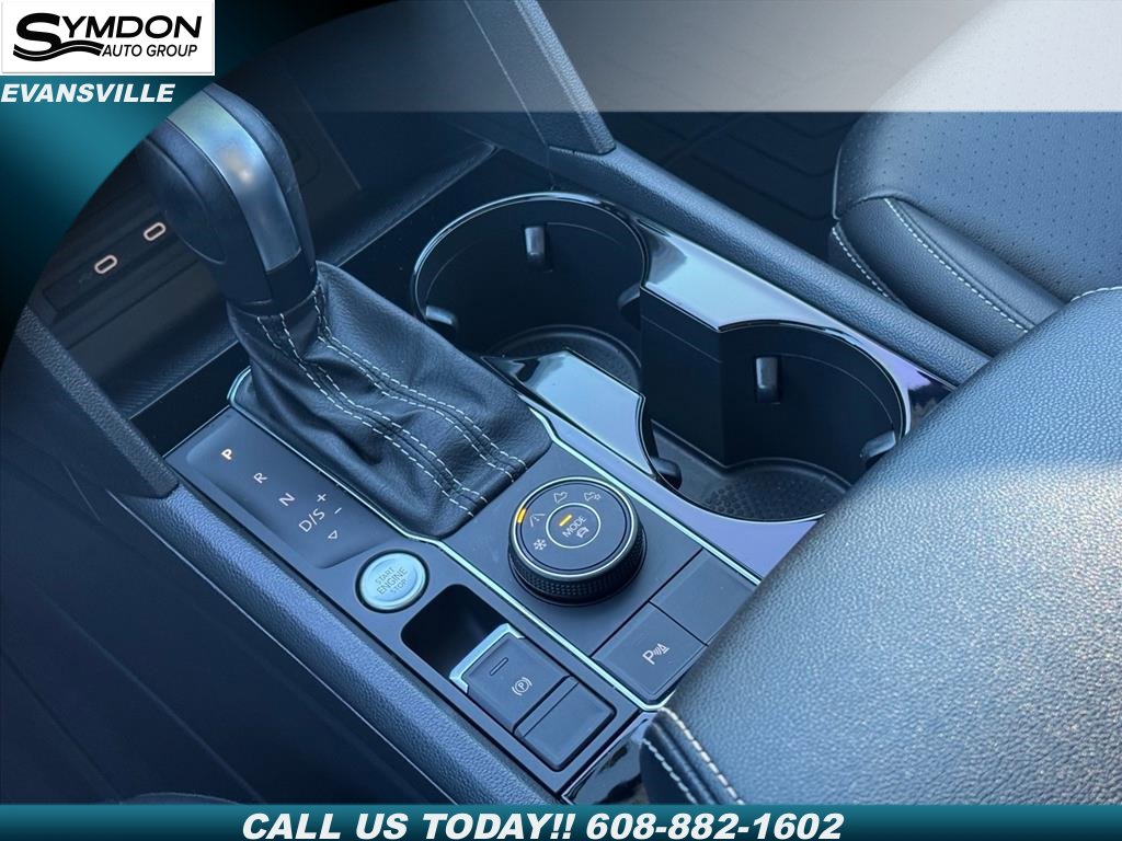 Used 2022 Volkswagen Atlas SE image 16