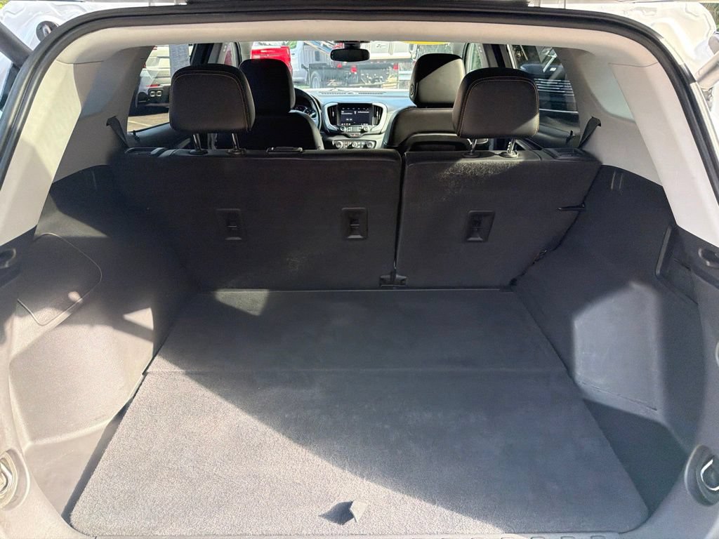 Used 2021 GMC Terrain SLT FWD image 32