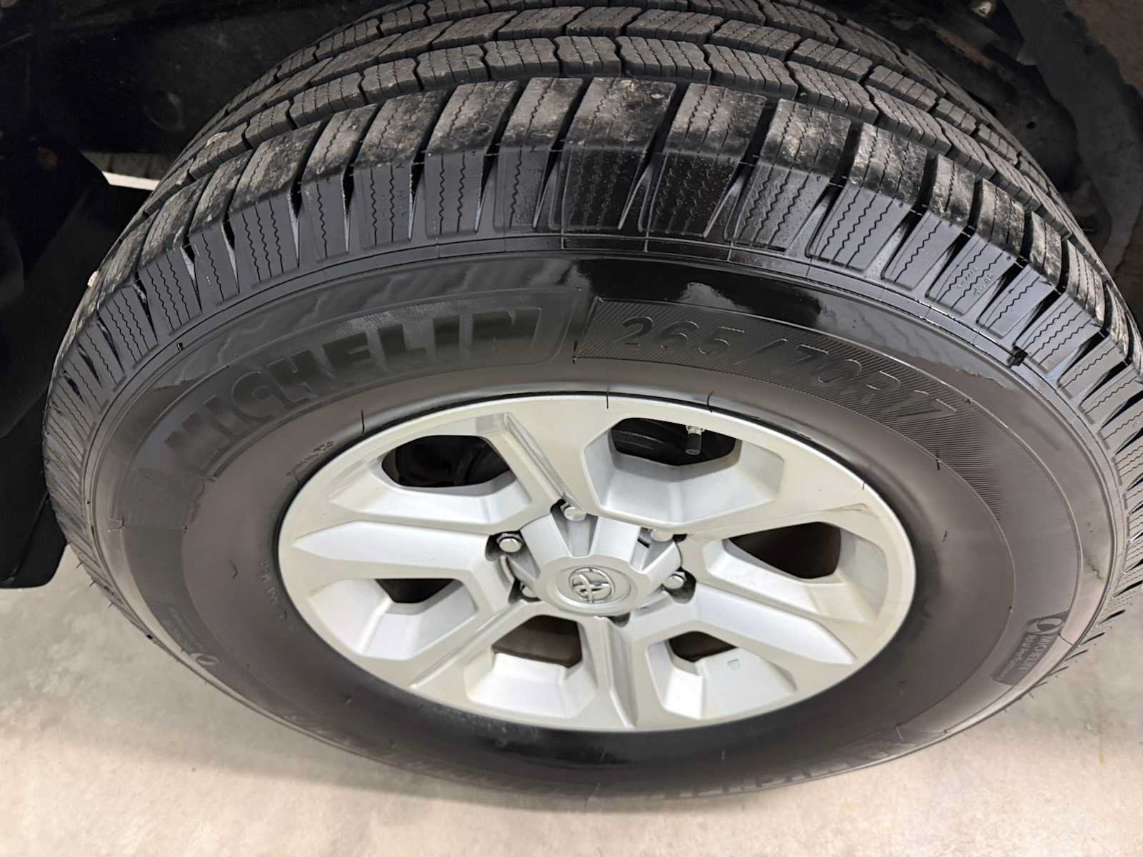 Used 2019 Toyota 4Runner SR5 Premium AWD/4WD image 13