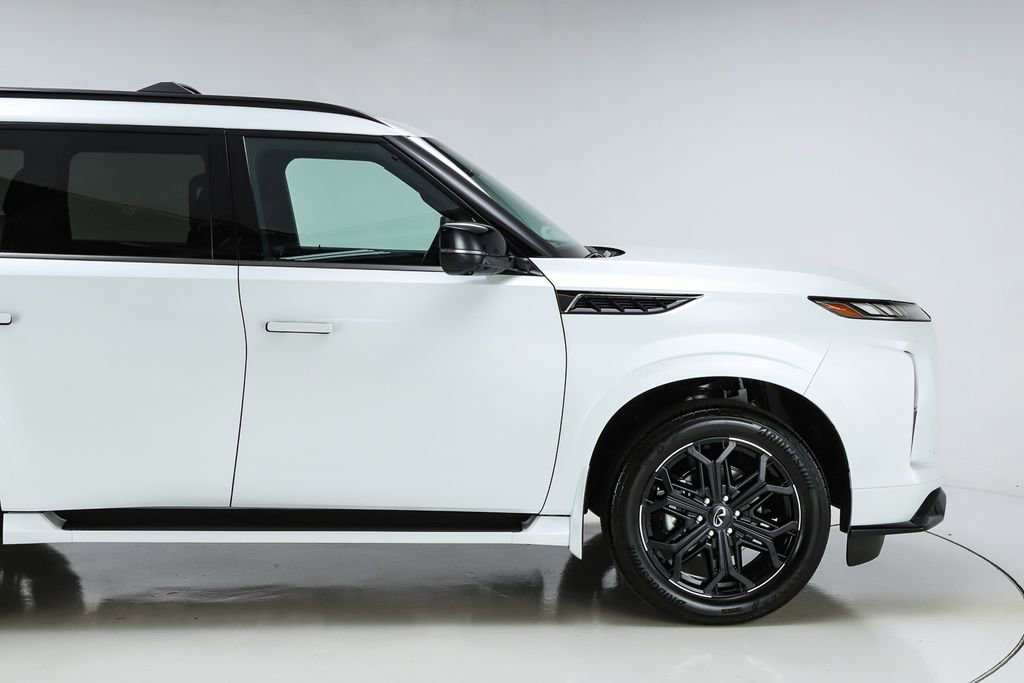 New 2026 INFINITI QX80 4WD image 12