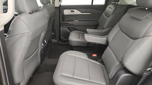 New 2026 Ford Explorer Active w/ Active Comfort Package image 23