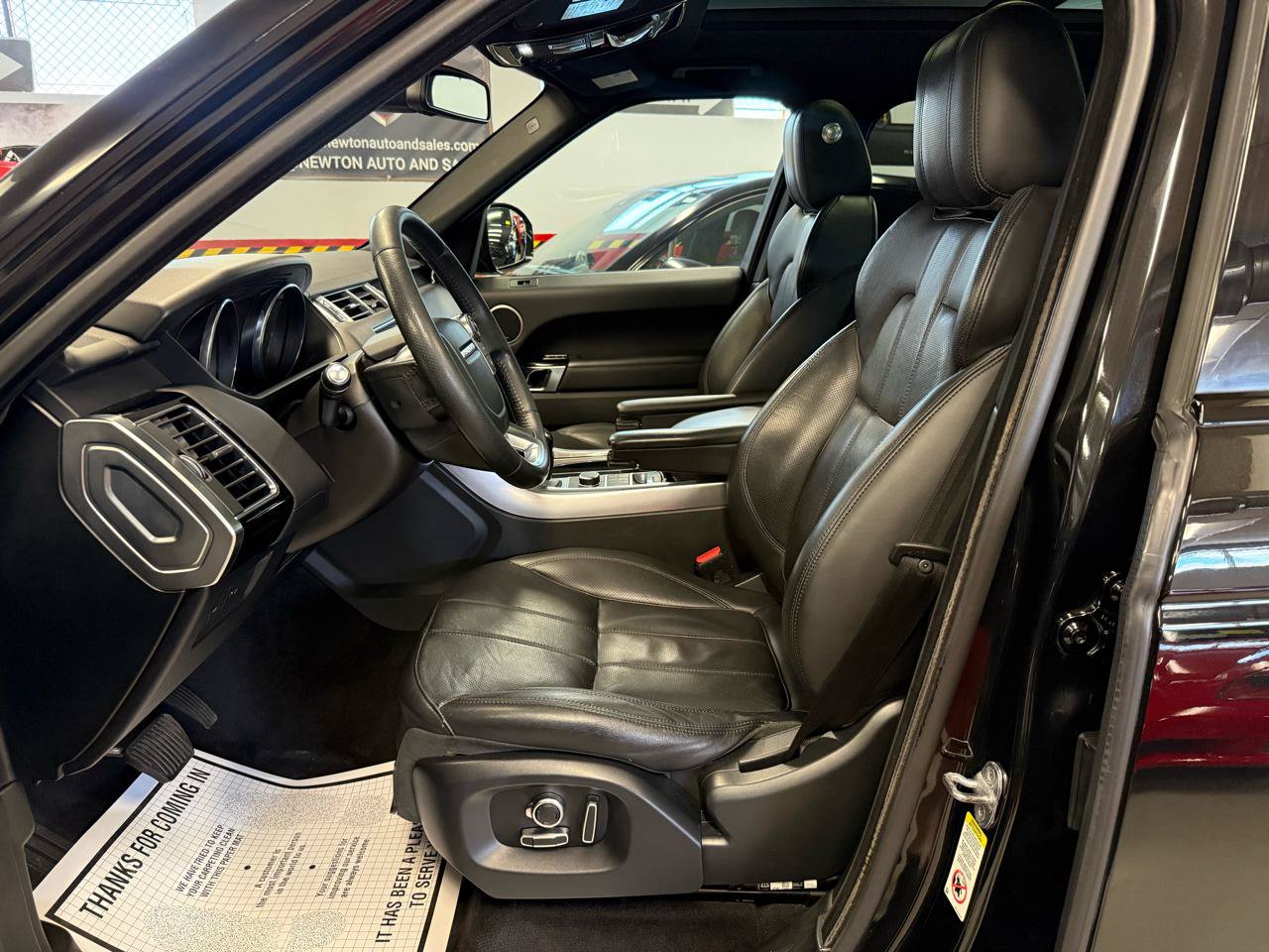 Used 2016 Land Rover Range Rover Sport HSE AWD/4WD image 27