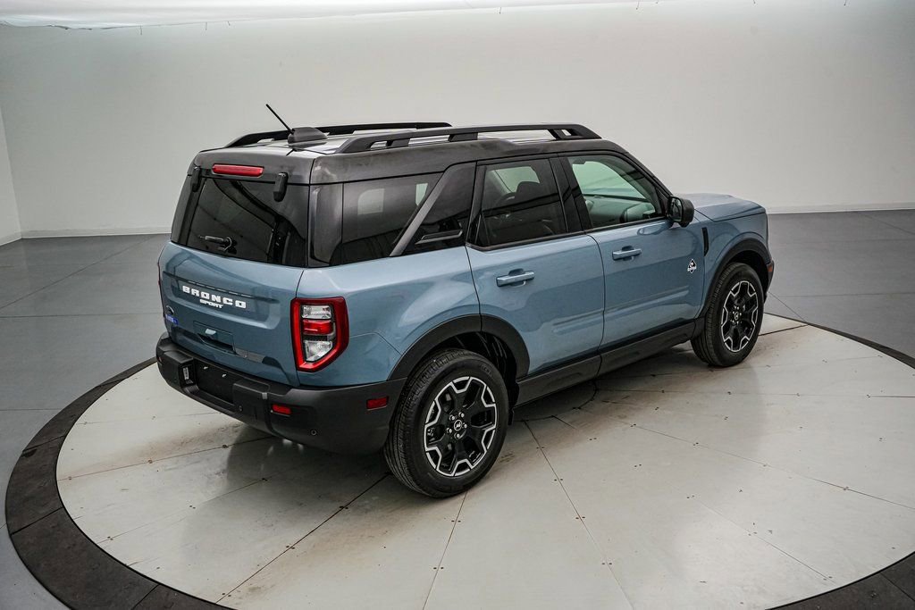 Used 2025 Ford Bronco Sport Outer Banks w/ Outer Banks Tech Package+ video 4