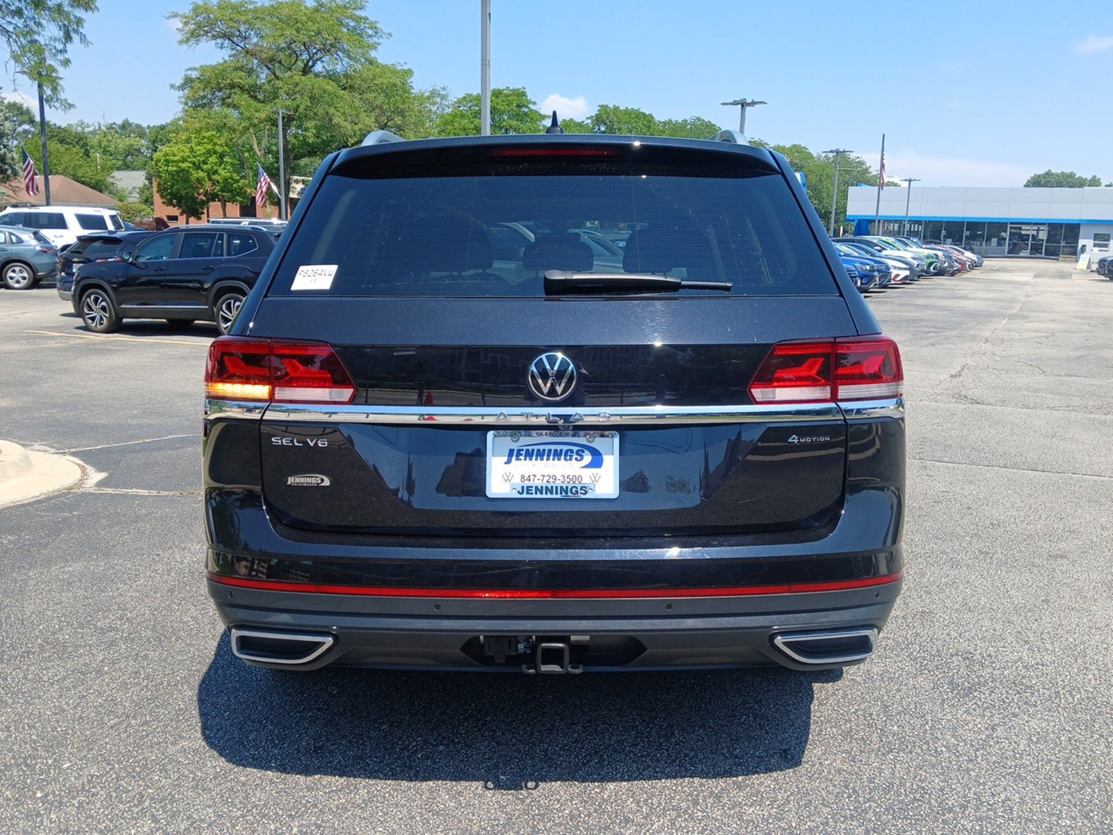 Used 2023 Volkswagen Atlas SEL AWD/4WD image 28