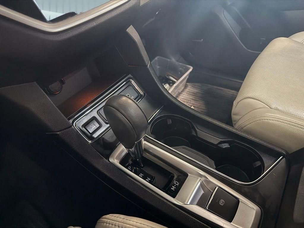 Used 2023 Subaru Ascent Limited w/ Technology Package AWD/4WD image 12