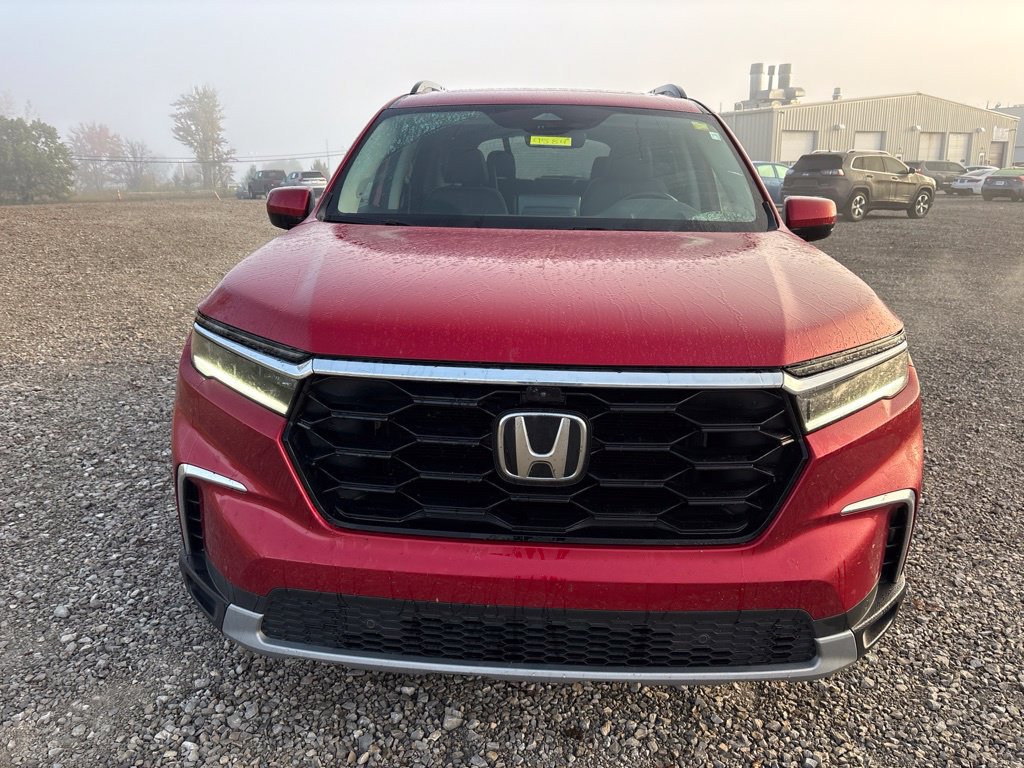 Used 2024 Honda Pilot Elite image 2