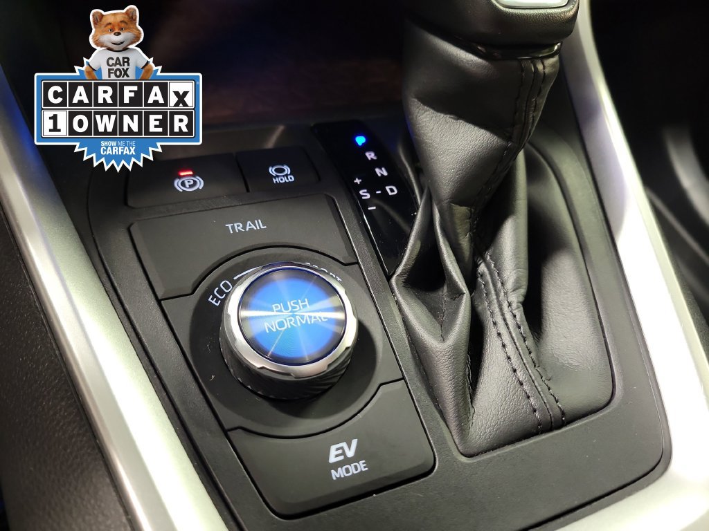Used 2023 Toyota RAV4 Limited AWD/4WD image 21
