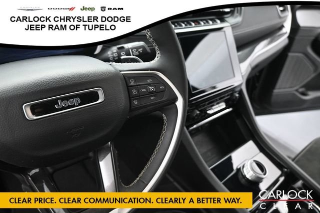 Used 2023 Jeep Grand Cherokee L Laredo RWD image 18