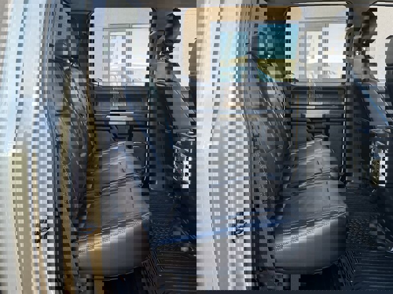 Used 2017 Ford F350 Lariat image 43